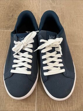 Kizik Navy Women's IRVINE SIZE 6WIDE